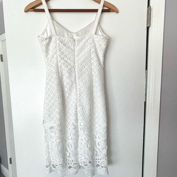 WHBM WHITE LACE SHEATH XXS DRESS - Picture 2 of 10